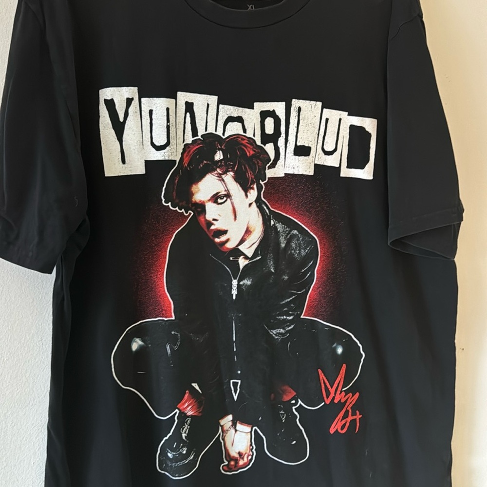 Yungblud tour shirt XL